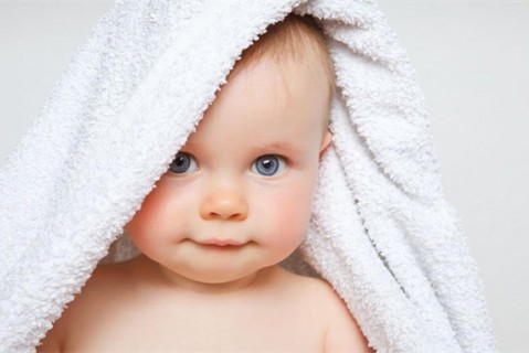 母乳喂养多久最好 母乳到2岁的温州捐卵宝宝智商高吗
